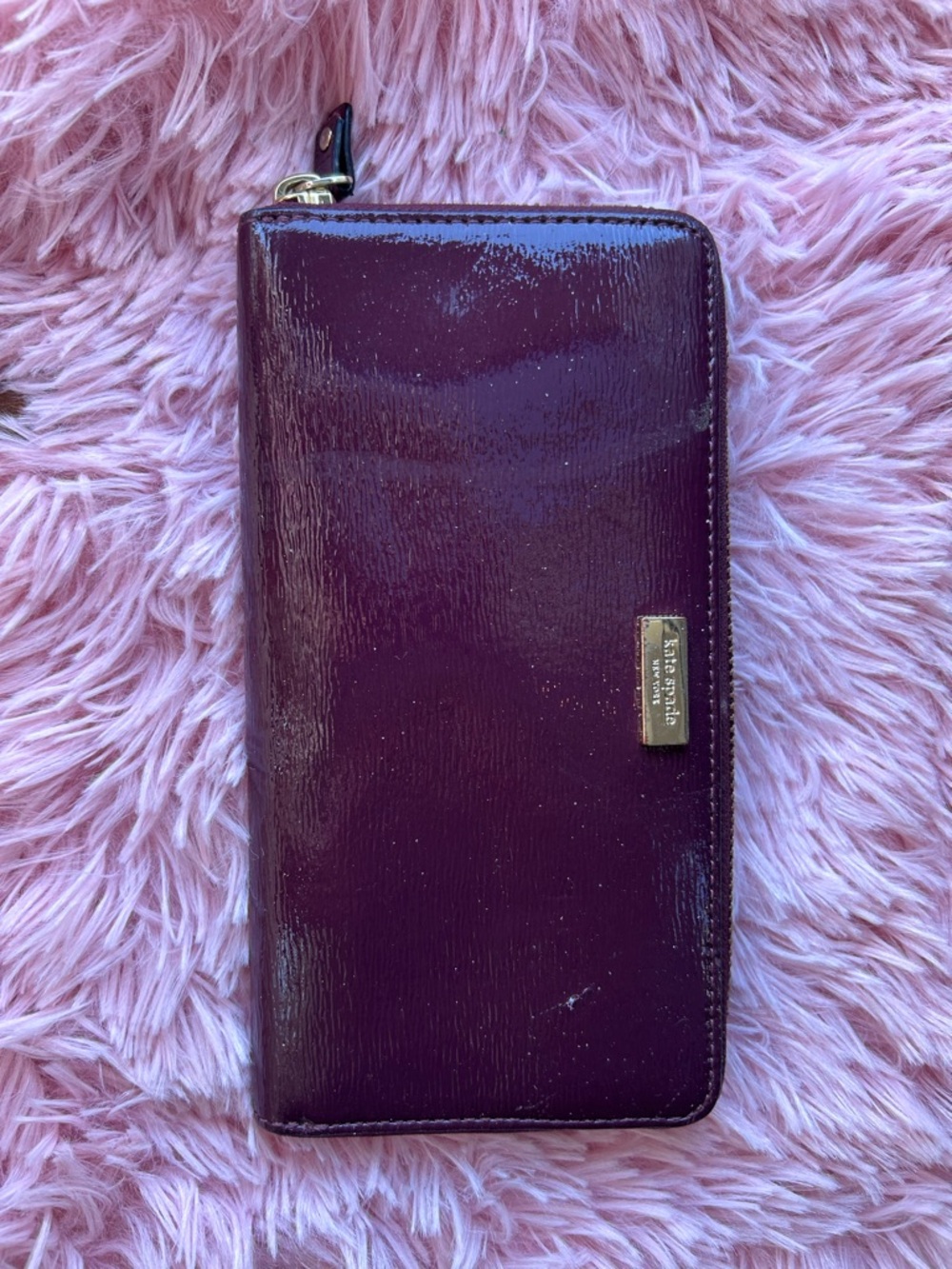 kate spade glossy patent wallet in plum